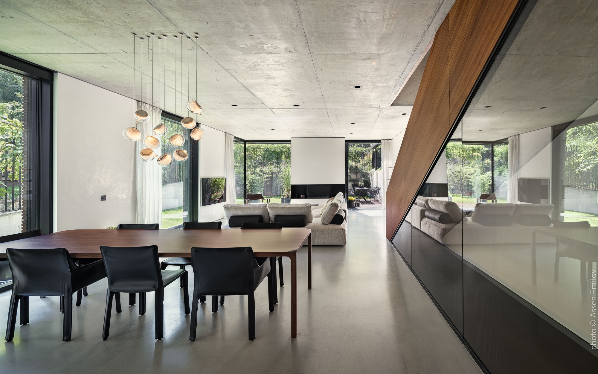 旭日草地之屋丨保加利亚丨I,O architects-12