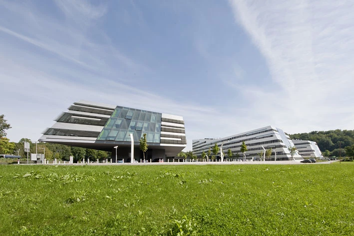 奥地利林茨科学园建筑群-13