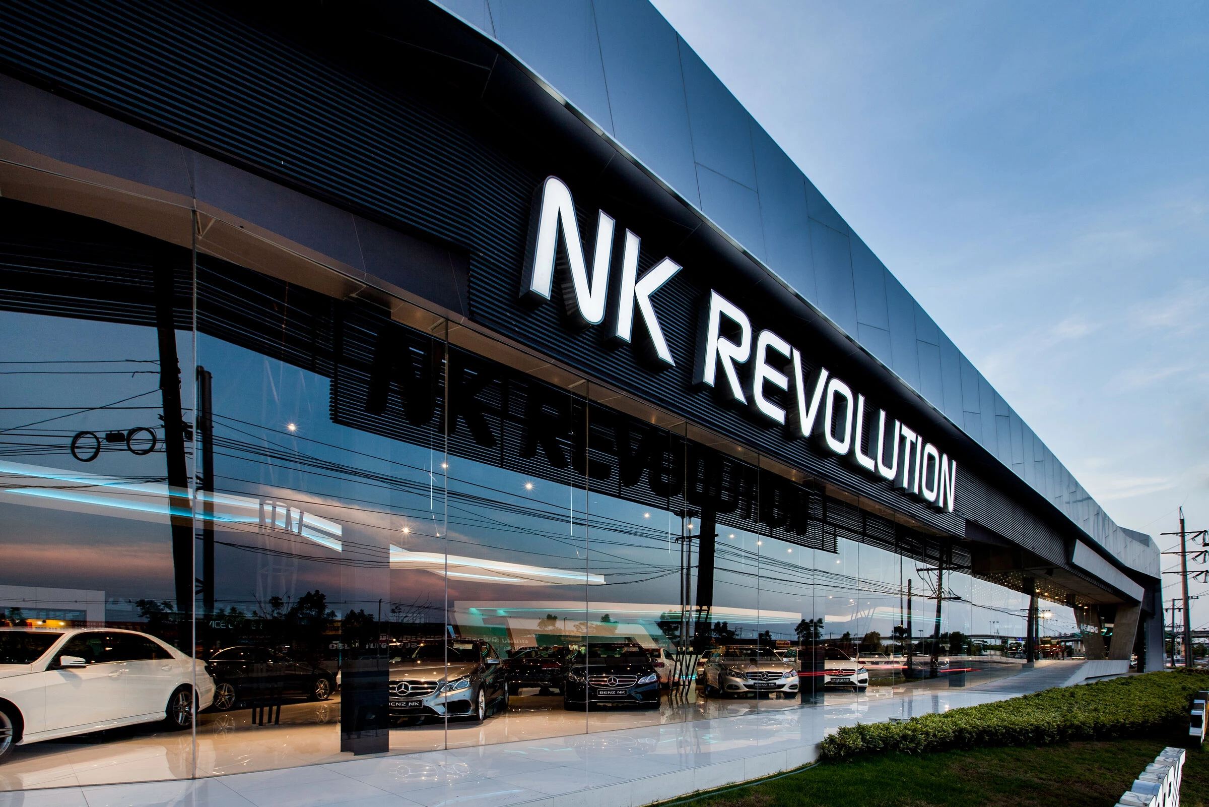 NK Revolution 汽车展厅丨泰国曼谷丨VaSLab Architecture-5