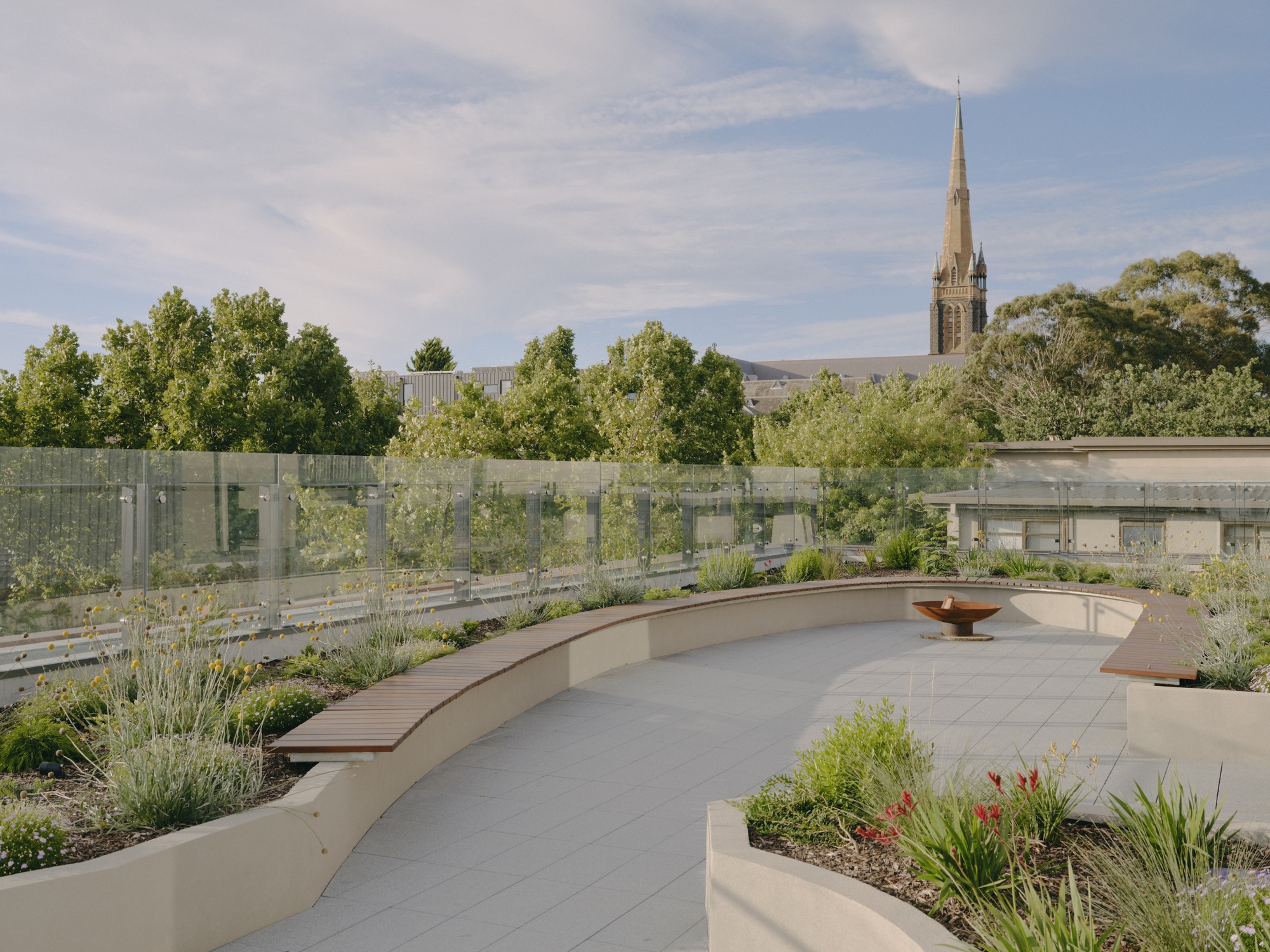 Melbourne Indigenous Transition School Boarding House / McIldowie Partners-11