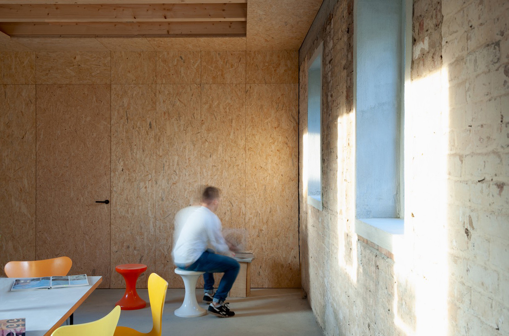 儿童和青年中心改造项目丨德国威斯巴登丨AZ Architekten-20