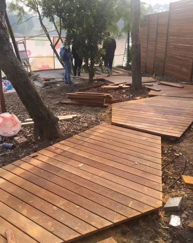 麓湖黑珍珠 | 现代极简风格的别墅花园设计-96