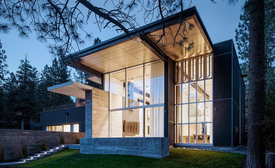 scene stealer this minimalist lake tahoe house makes a splash-20