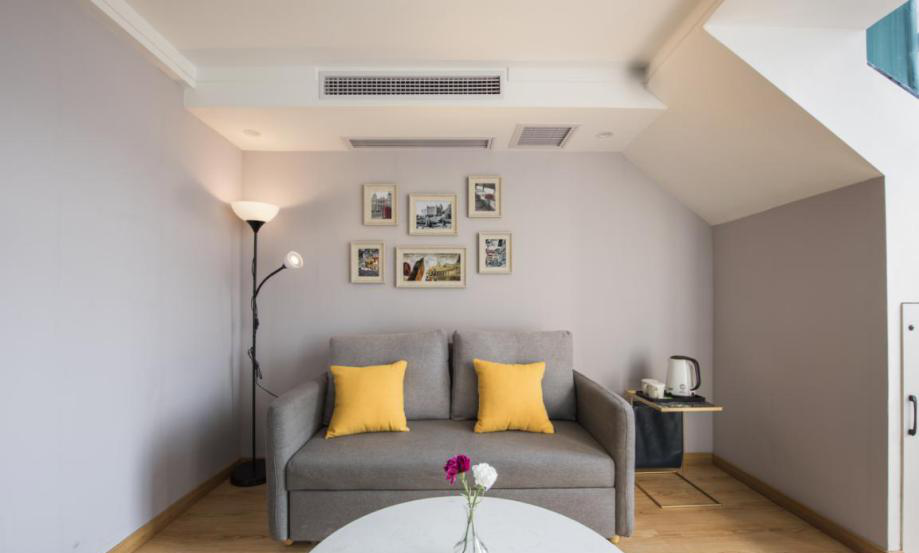 loft 跃层酒店空间,明亮宽敞的艺术栖息地-16