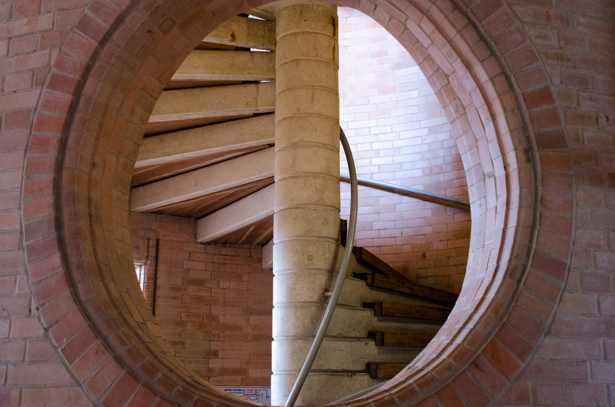 加夫列尔·加西亚·马尔克斯文化中心丨Rogelio Salmona-25