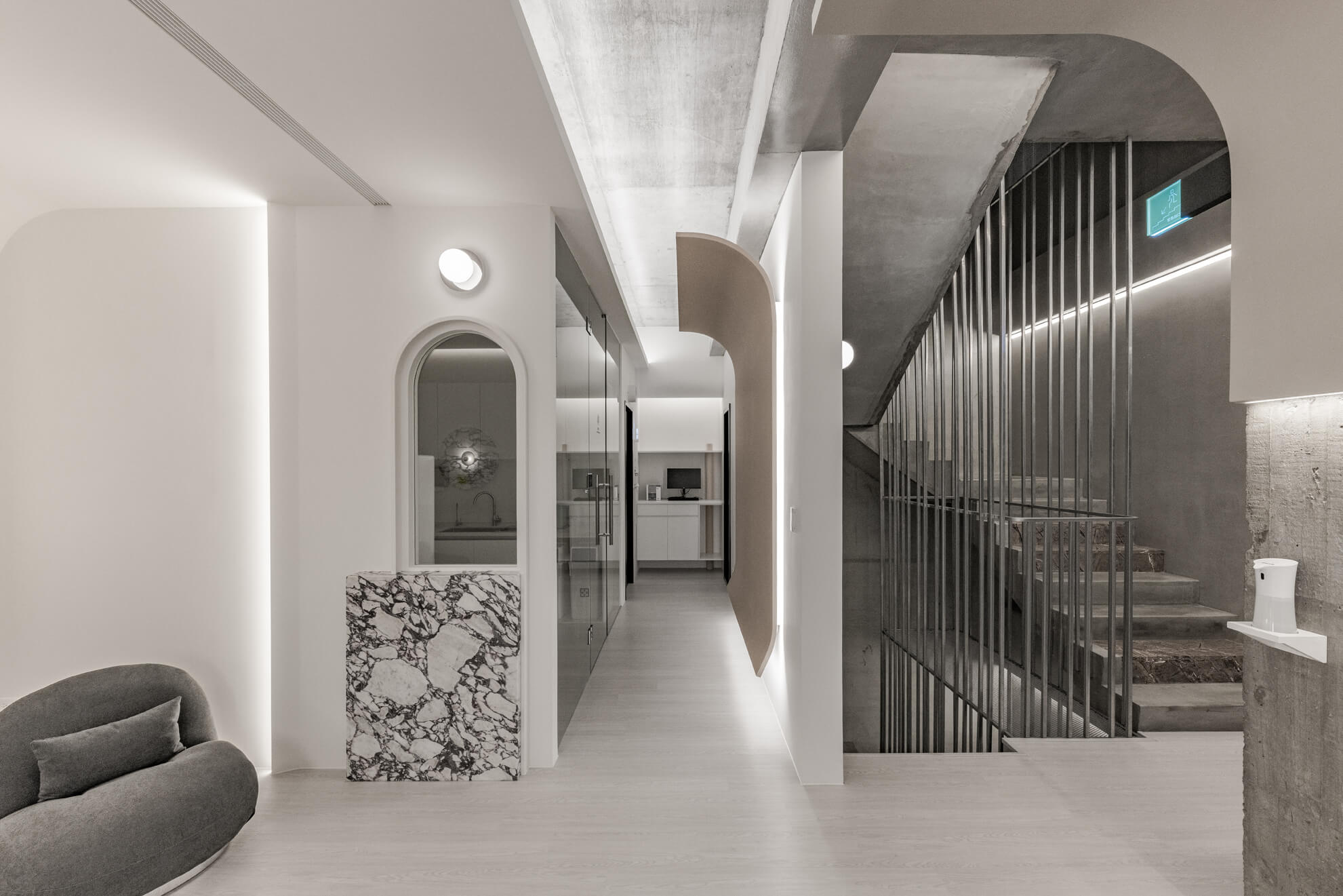 【診所室內設計】粗曠原始是一種前衛的美『循映牙醫 』開物設計-10