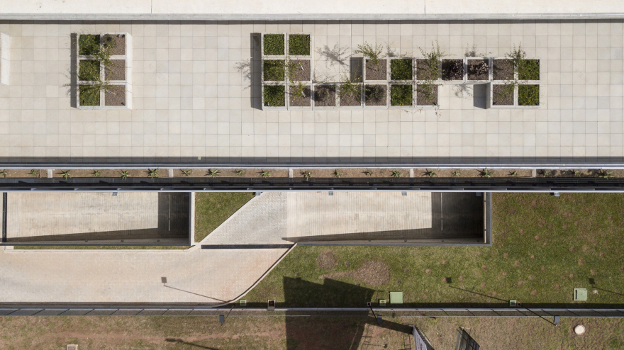 巴西议会供应与管理设施大楼-12