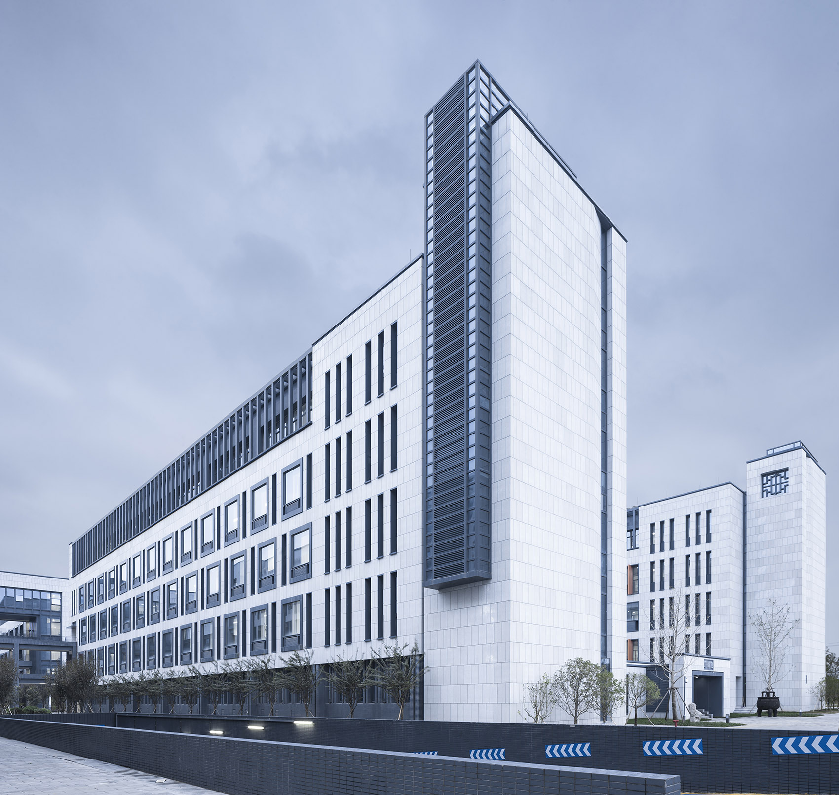 庭院深深 & 泰州中学新校区 / 华南理工大学建筑设计研究院-44