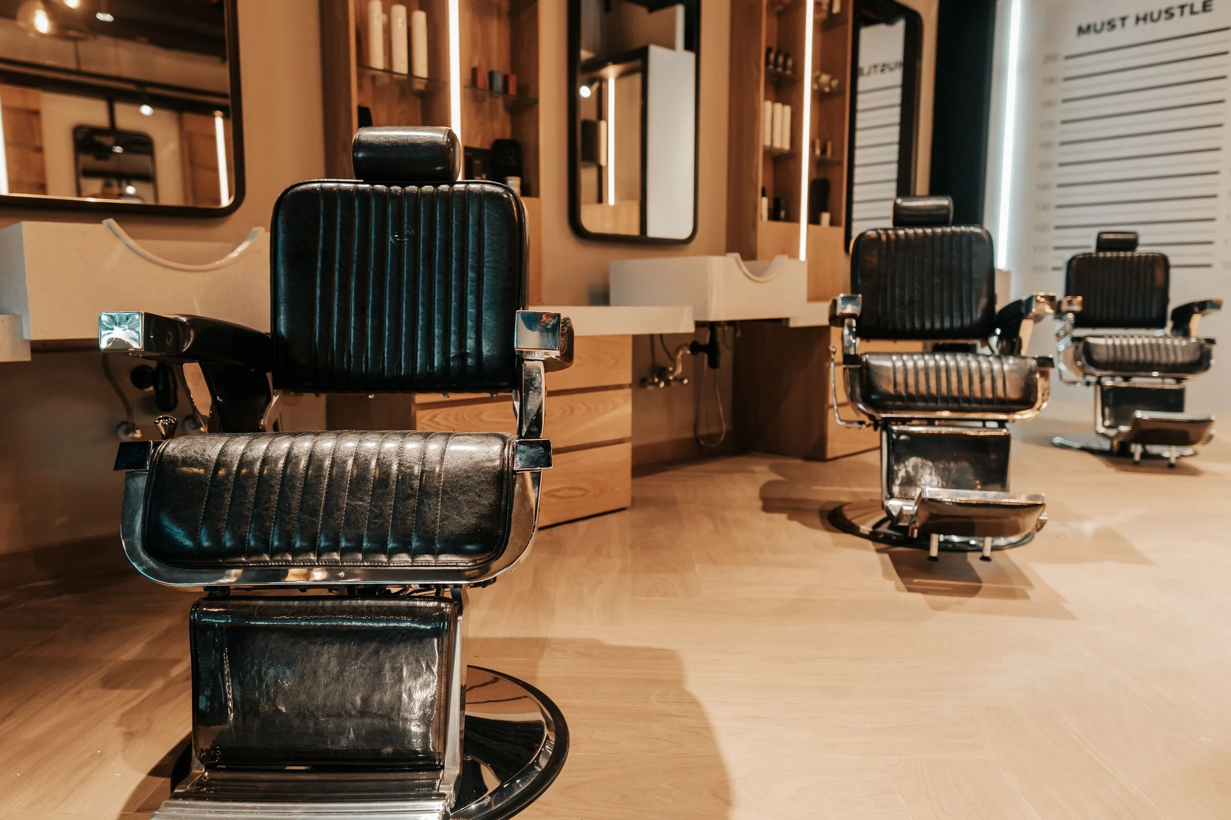 MustDash 理发店丨阿联酋迪拜丨The Trouvaille Studio-34