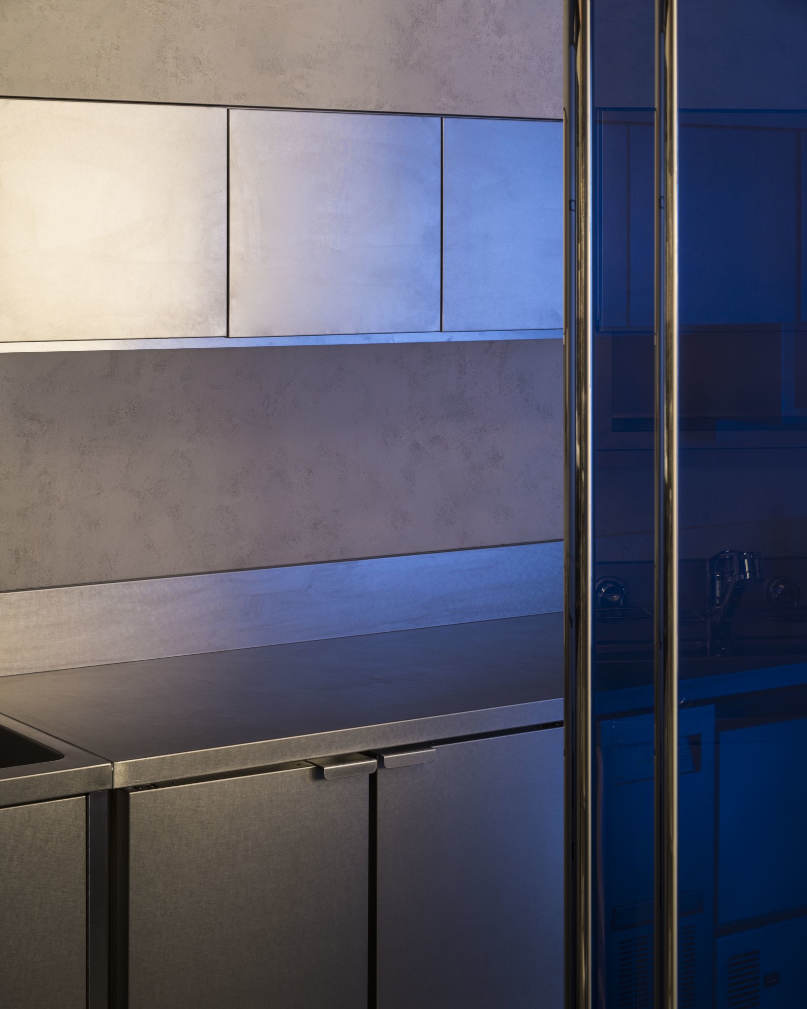 深海蓝的巧克力森林——CHOCOLAPHIL 室内设计赏析-9