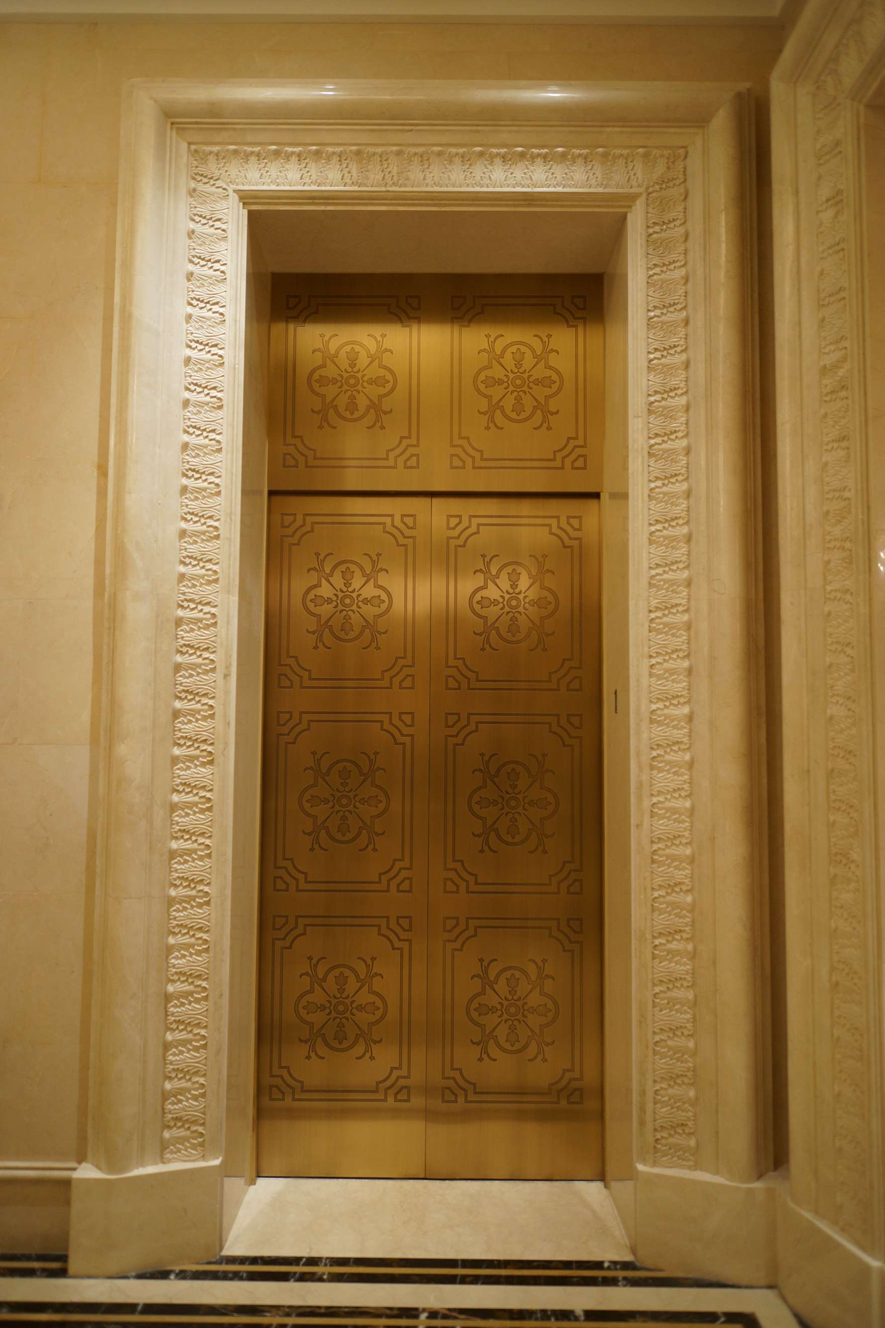 大连城堡酒店大堂区域照片-2-35