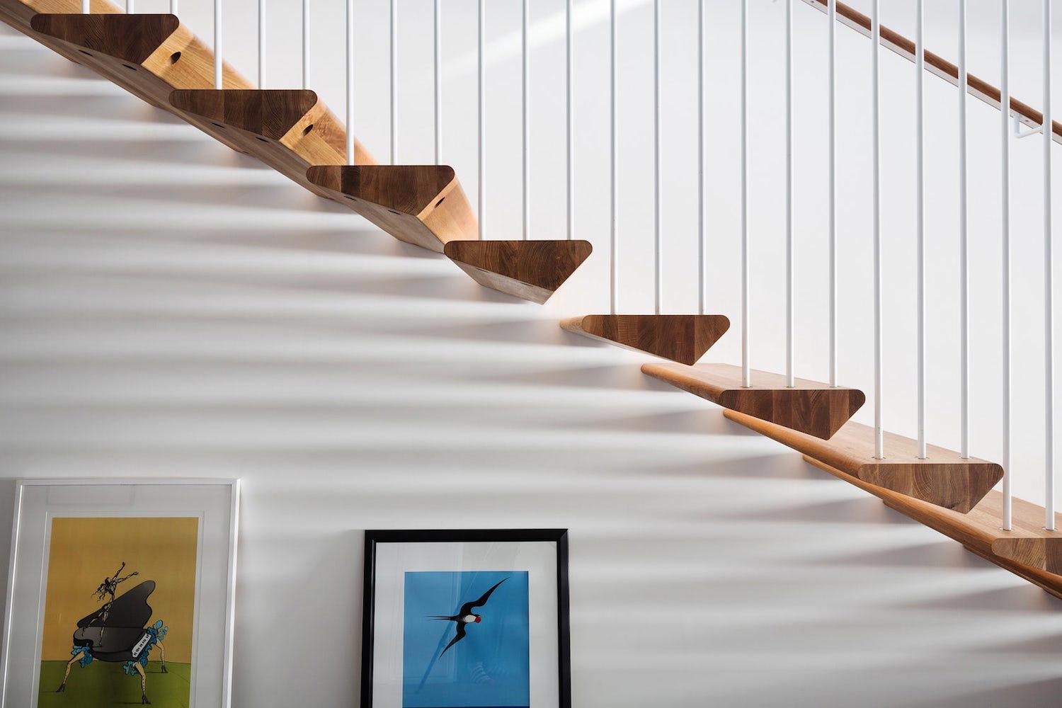 Warm and comfortable interior of a house which contrasts with the sleek exterior of white pre coloured fibre cement   CAANdesign  Architecture and home design blog-12