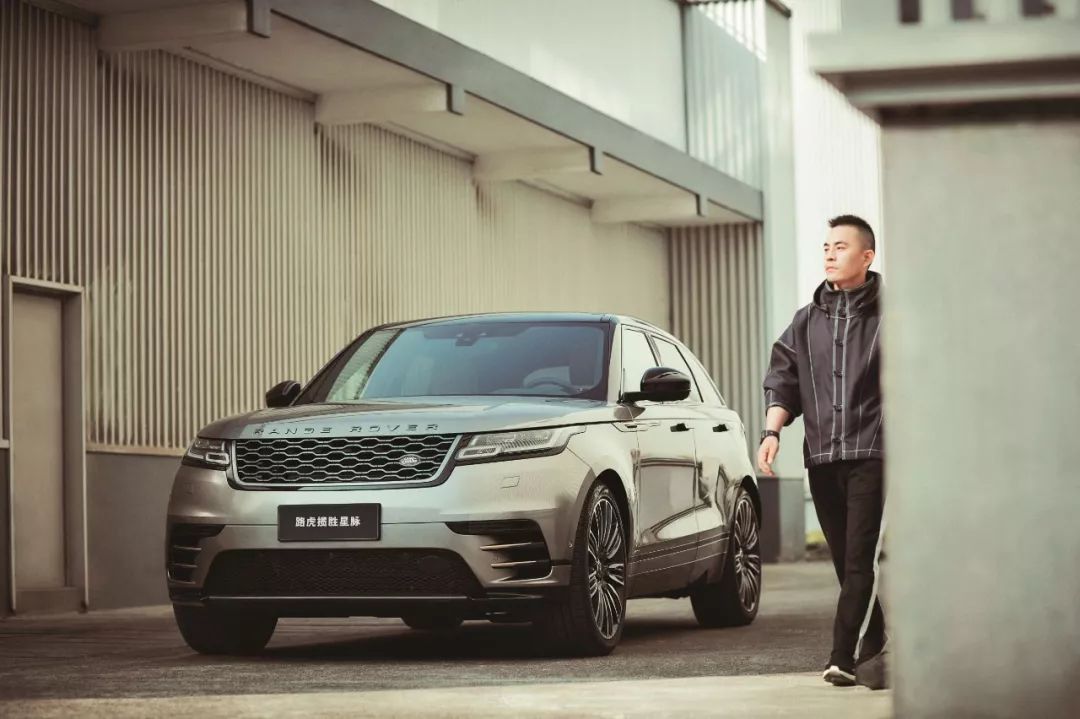 方磊会客室 | 方磊 x 路虎揽胜星脉 极简是共通的话题-35