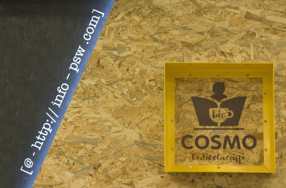 Cosmo L'edicolacaffè 现代商业空间设计-0