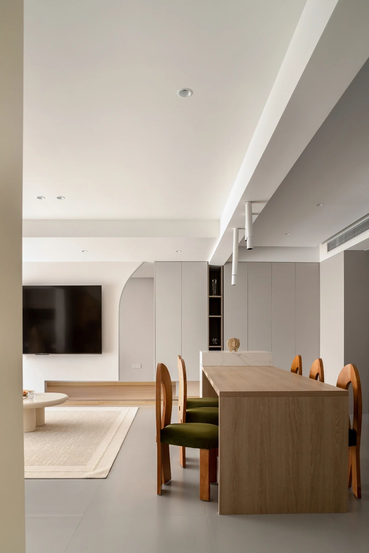 120㎡现代奶油风家居设计-8