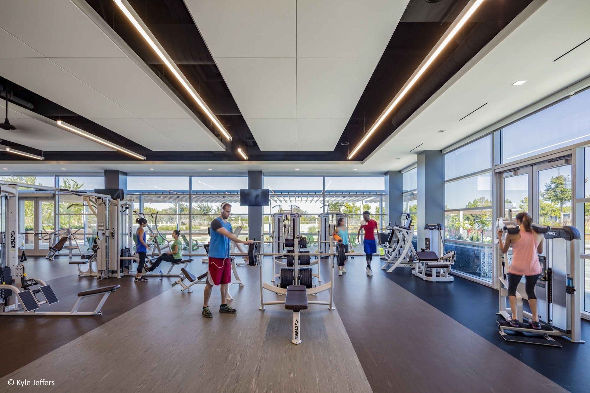 莫菲特网关俱乐部-9