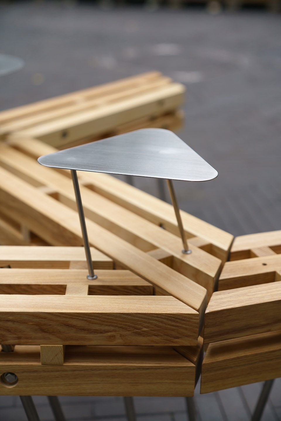 “连里枝”长椅丨中国香港丨纳研作室-35