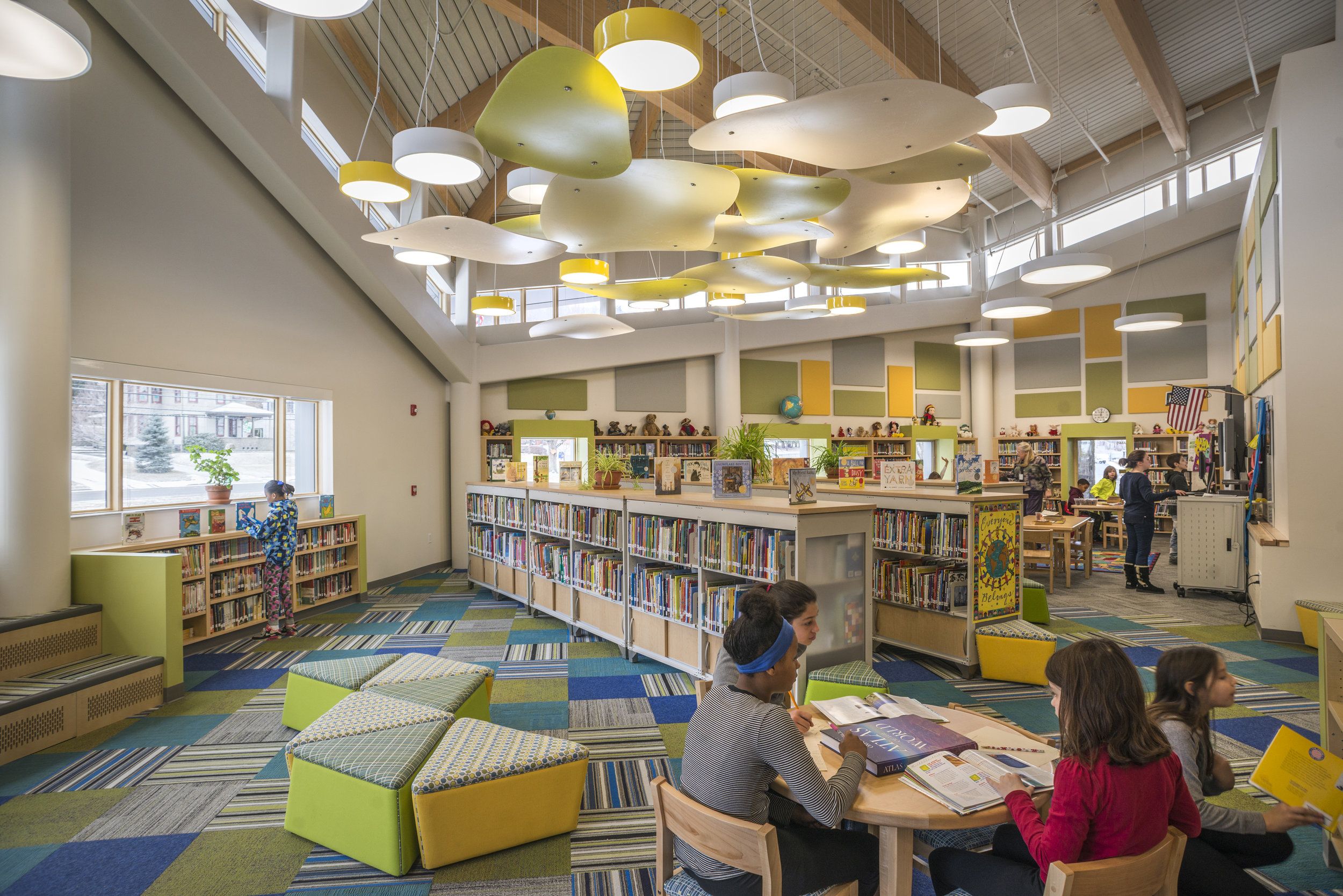 纽约新 MacArthur 小学 | 绿色环保，社区共享的教育天地-6