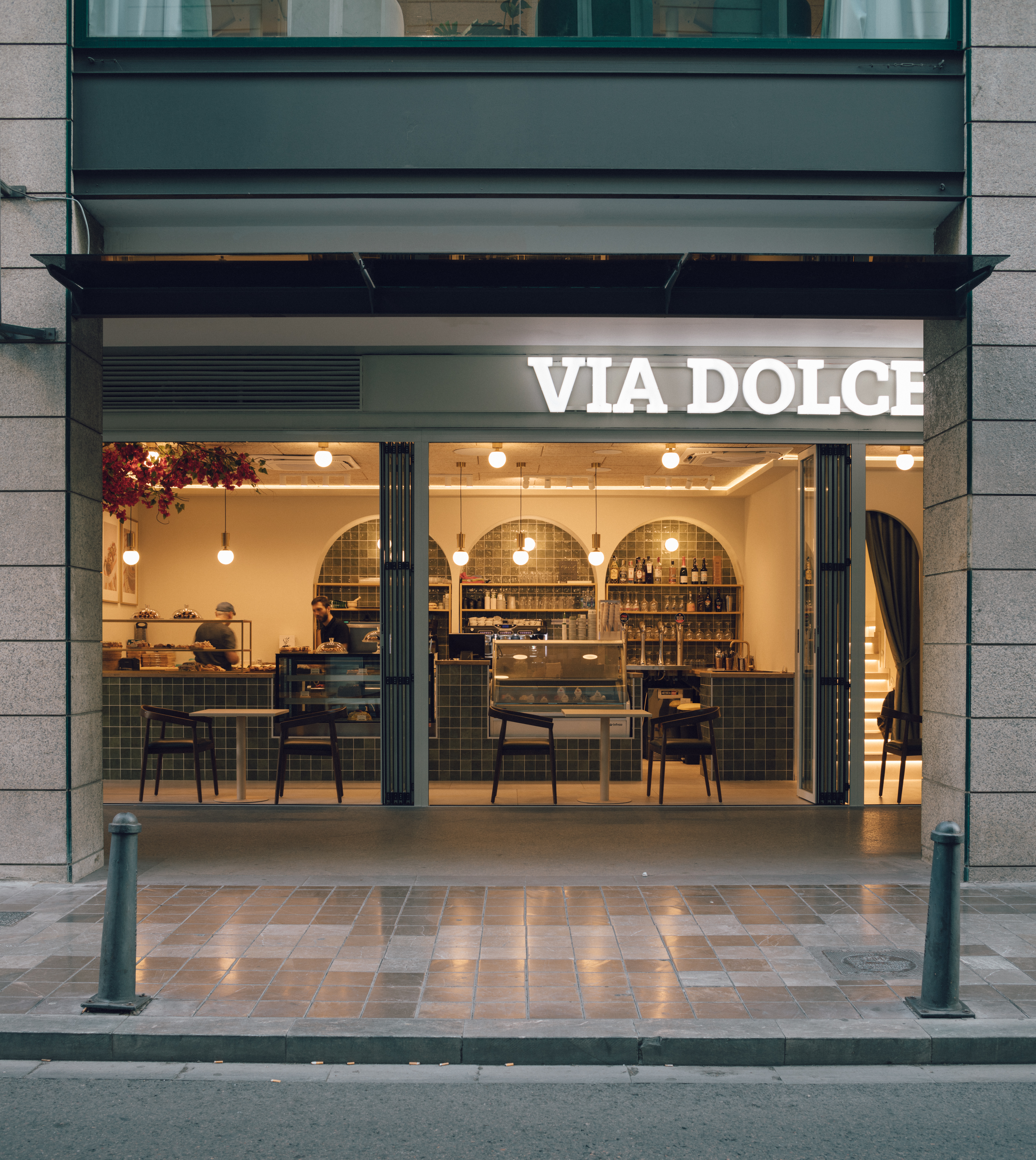 Cafetería temporal italiana en el centro de Valencia-2