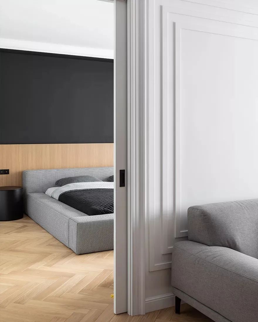 黑白魅力 · 120㎡艺术空间设计丨Alexandra Burmistrova-16