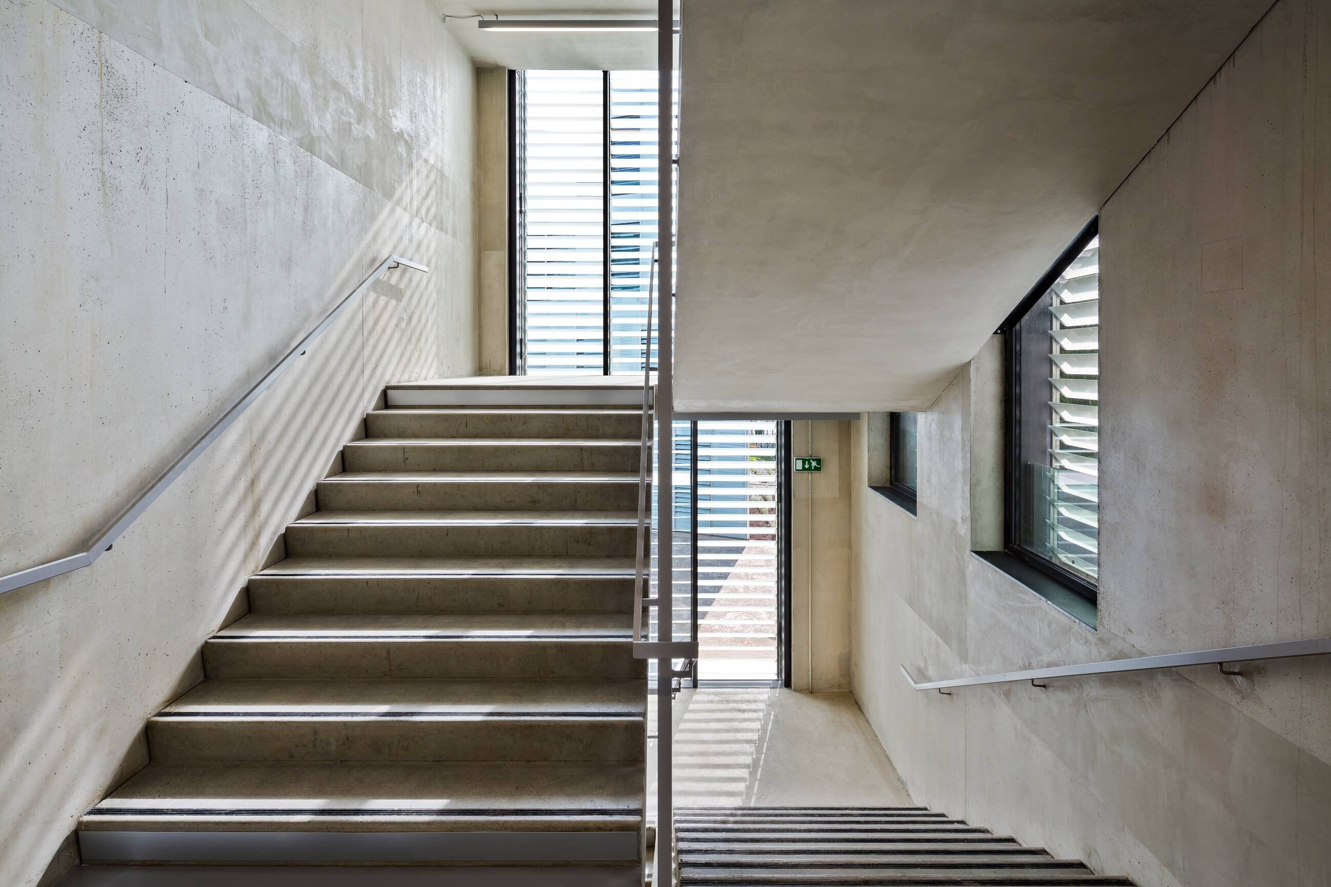 因地制宜的普罗旺斯大学扩建-27