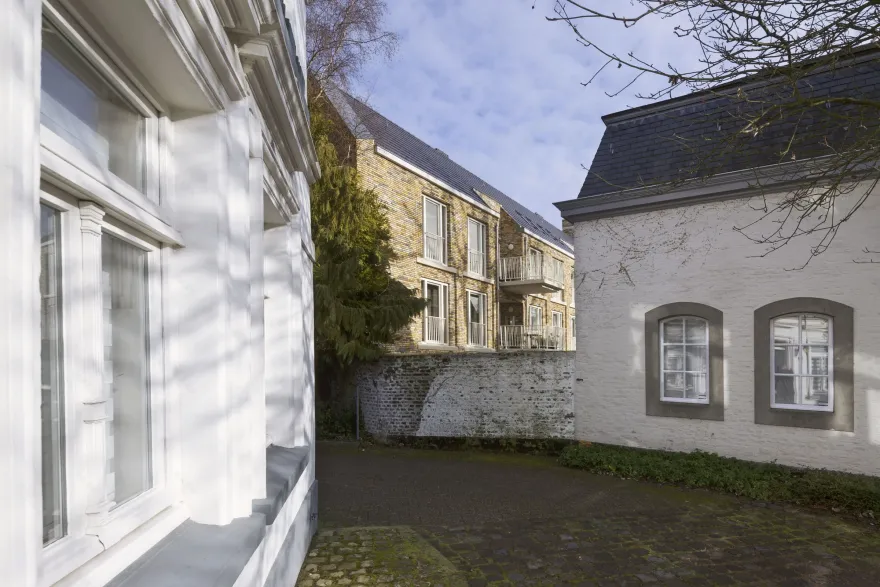 荷兰 Vaals 的 Koningin Julianaplein 居民区及商店建筑设计-18