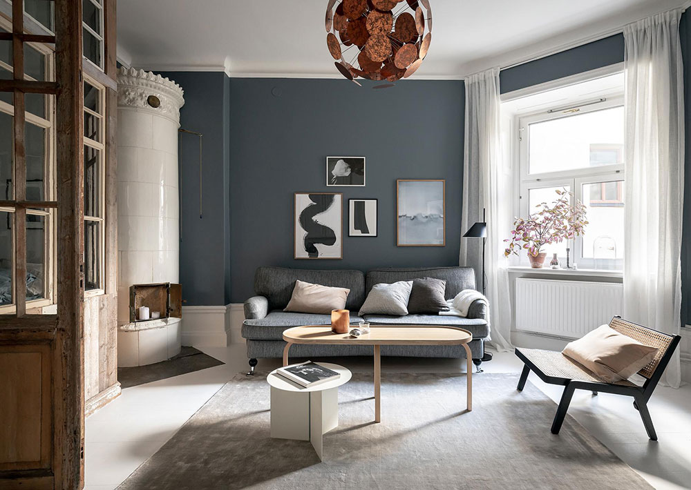 瑞典 44 平米独特小公寓 | 蓝墙与复古隔断的惊艳之作-2