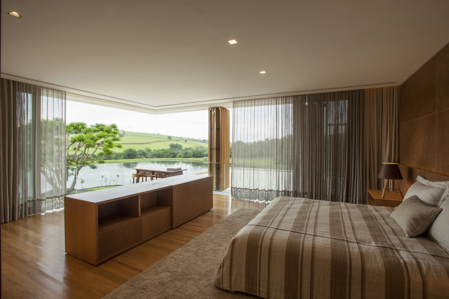 巴西伊塔蒂巴住宅丨RoccoVidal P+W-37