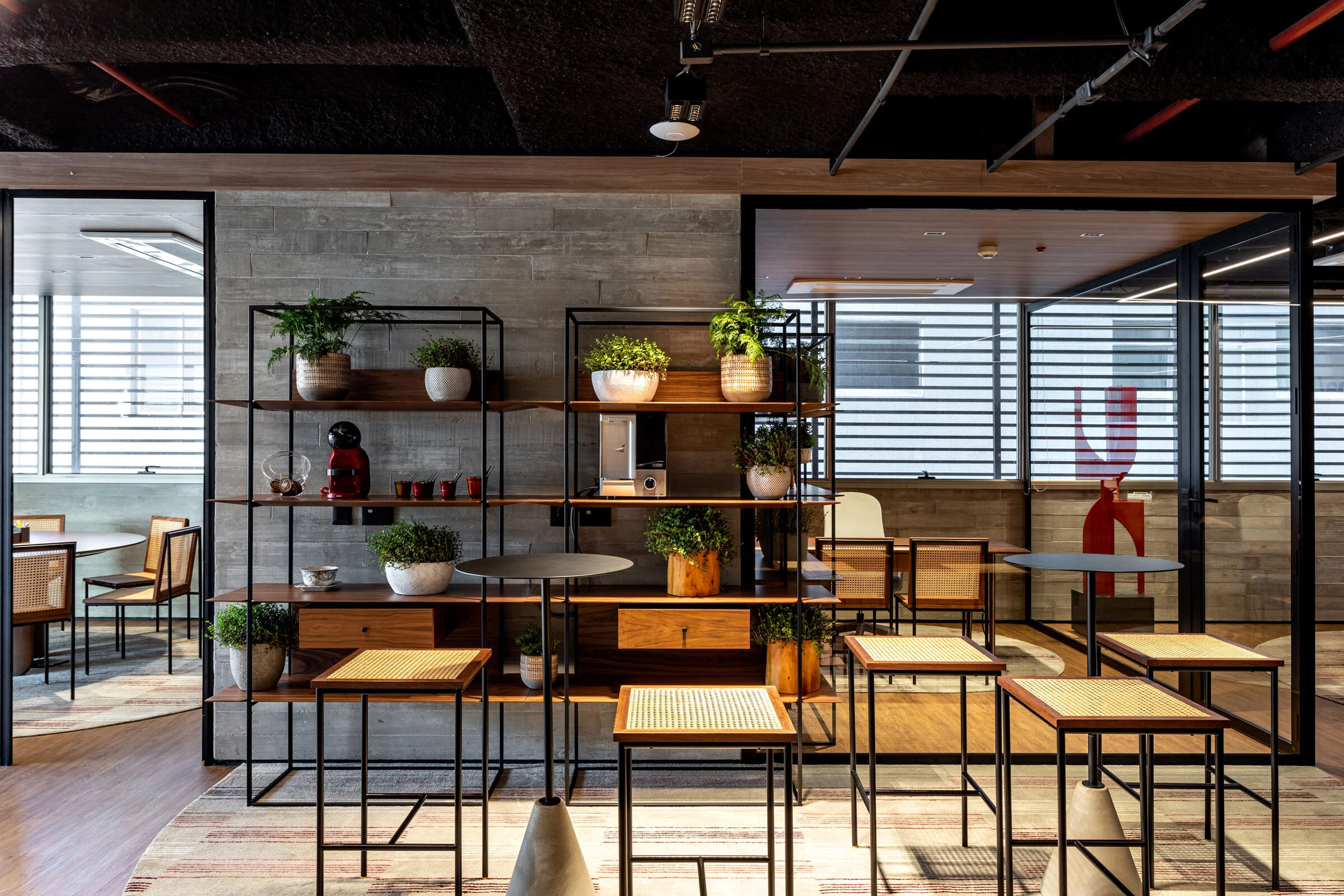 巴西圣保罗 SENALBA 办公室，木质与混凝土打造舒适工作空间-26