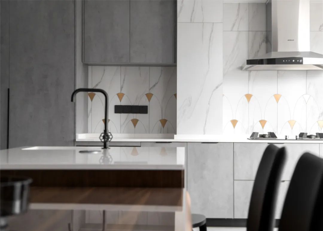 无风格设计,打造自由职业者的理想复式空间-59