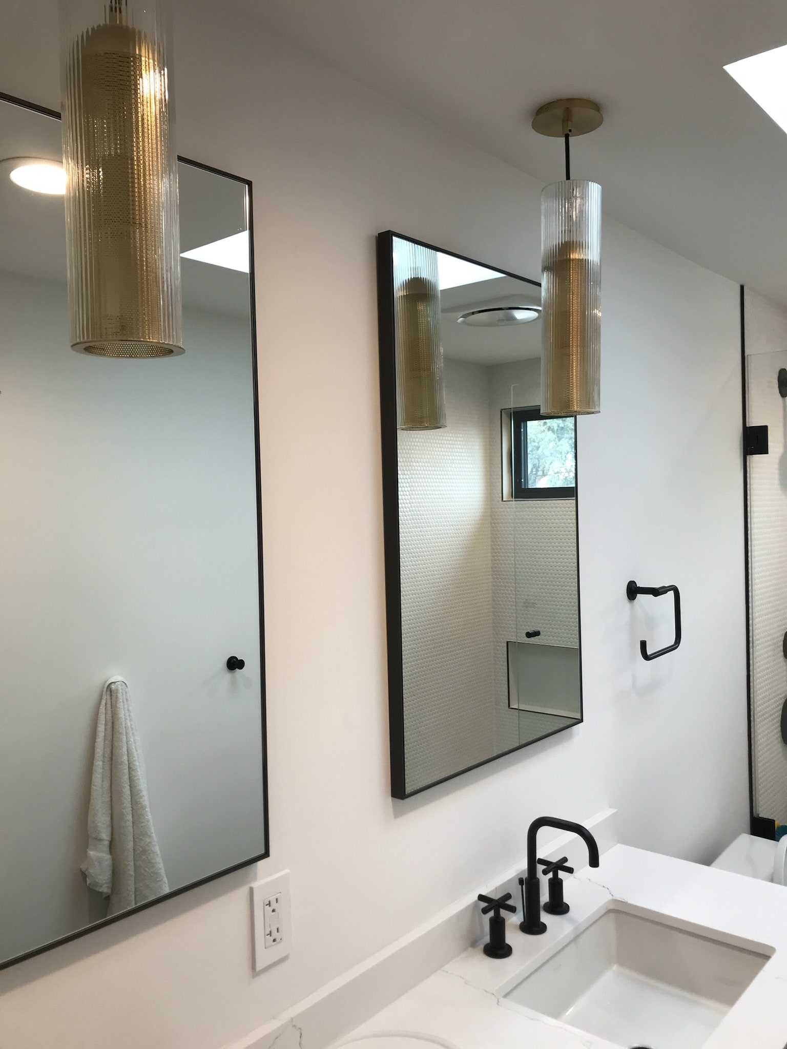 轻松升级！打造豪华浴室的平价技巧-26