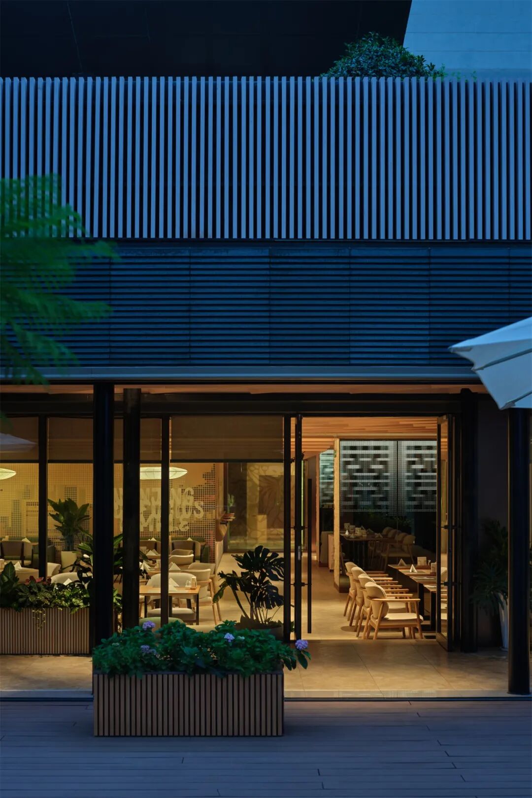 鹏欣(南京)水游城洲际假日酒店FEAST餐厅丨中国南京丨COLORFULL昱景设计-54