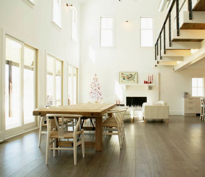 20 Everyday Wood-Laminate Flooring Inside Your Home-9