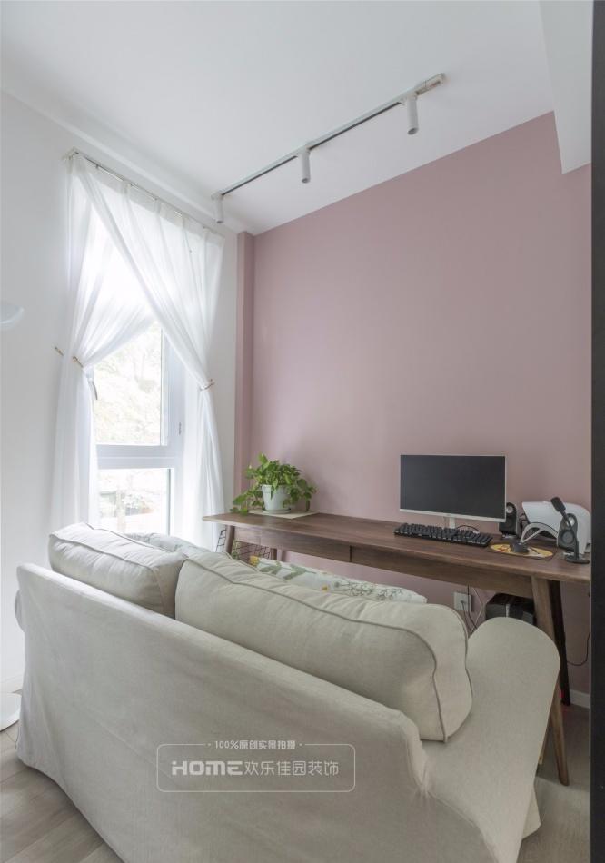 灰色调北欧风,打造花艺 90 后夫妇的诗意家居-41