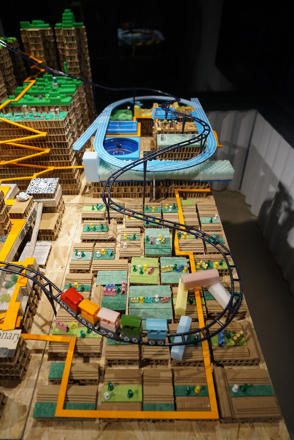 第五立面交响曲第九届深双南头古城分展场艺术装置丨厘米制造-18