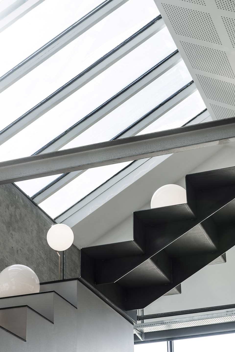 丹麦FLOS灯光展厅 / OEO Studio-43