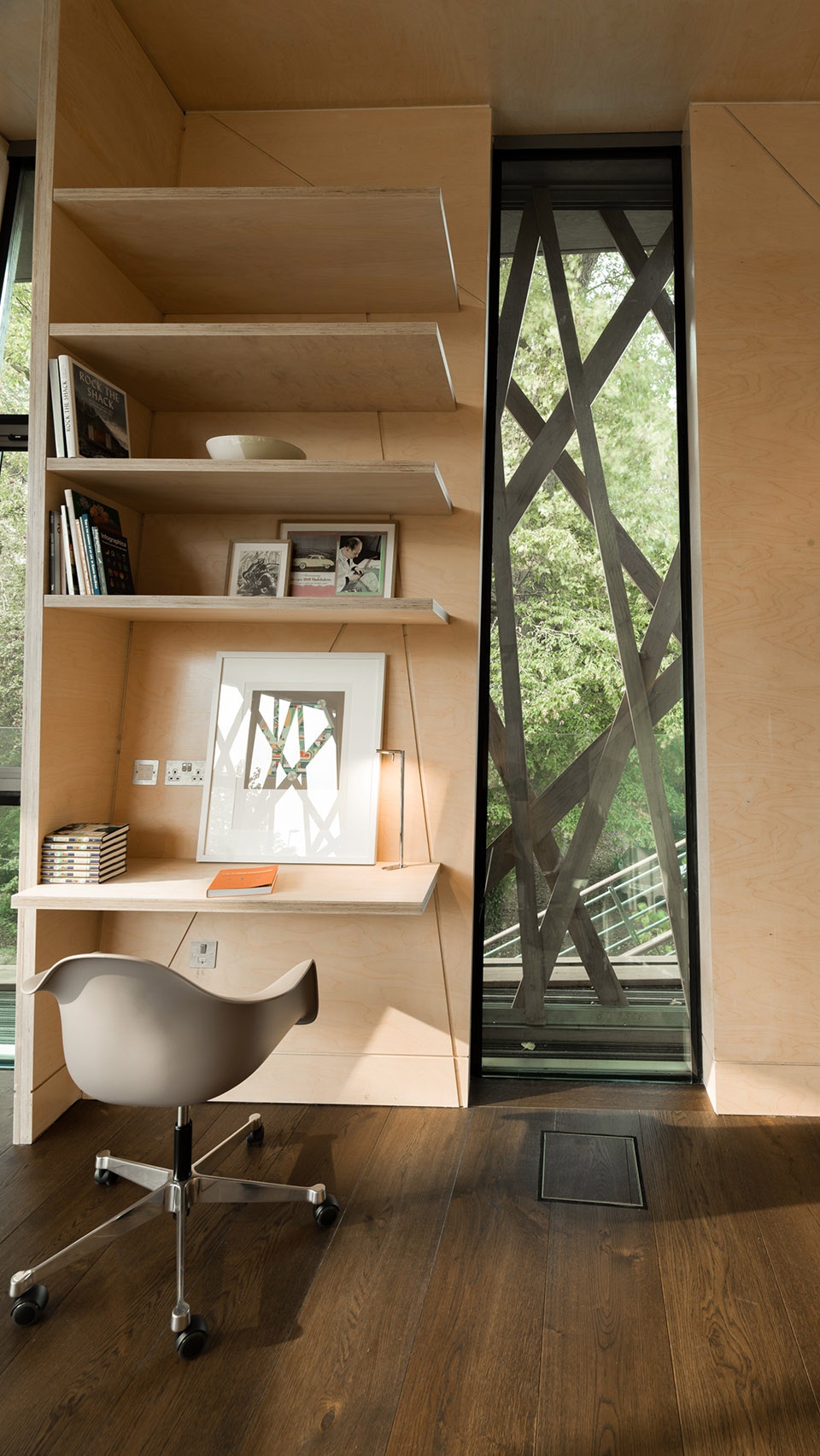 牛津 Maggie’s 中心 | 温馨木构树屋，拥抱自然与生命-37