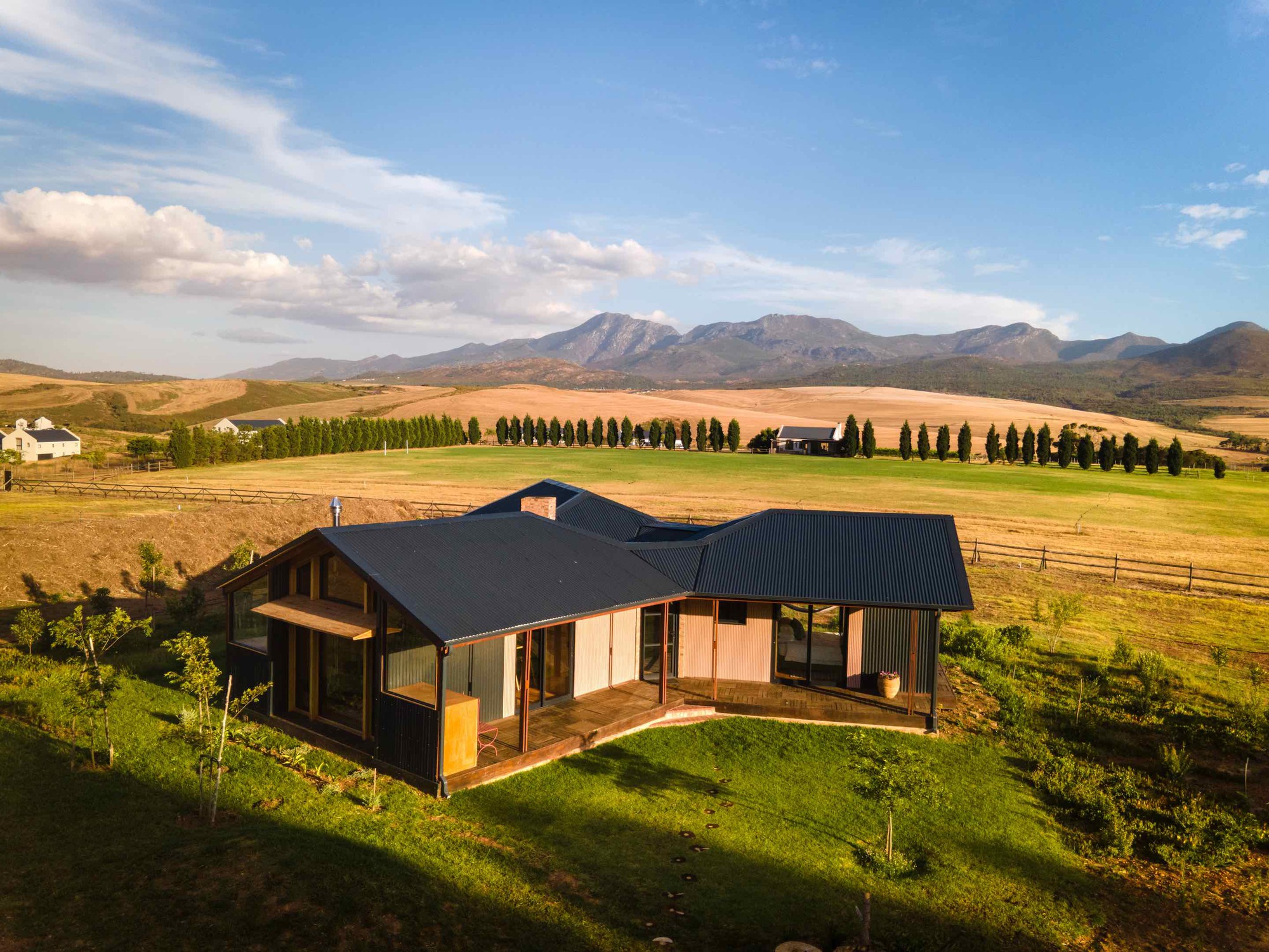 纳蒂姆比旅舍丨南非丨Paul Elliott Architects-14