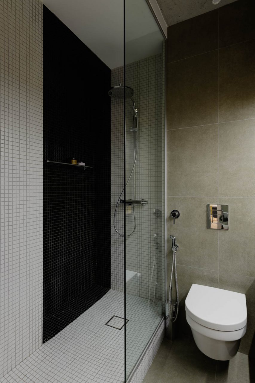 基辅 42㎡现代音乐发烧友公寓设计-17