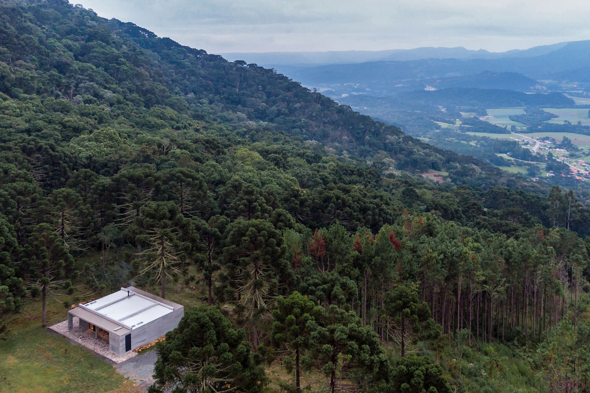 乌鲁比西小屋丨巴西圣卡塔琳娜丨Luciano Lerner Basso-35