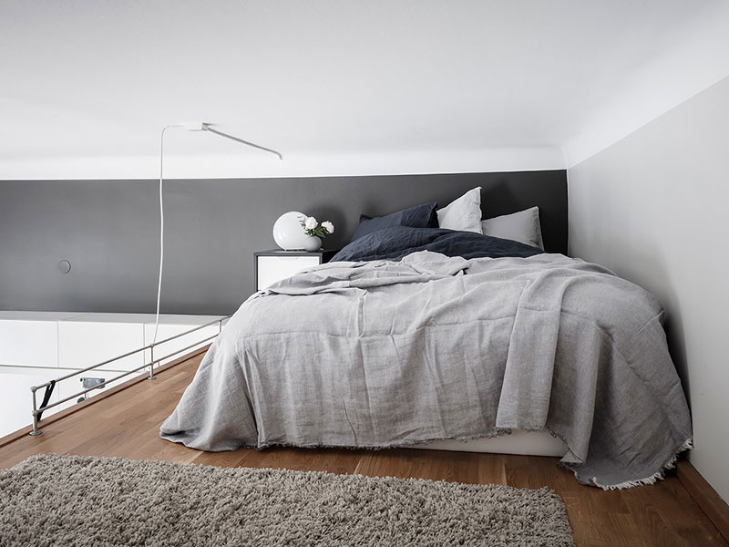 瑞典 30 平米精致公寓，高天花与拱窗打造宽敞空间-15