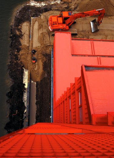 阿尔梅勒红岗（注：Rooie Donders直意是红岗，Almere是荷兰城市阿尔梅勒，但这种纯意译不一定是准确对应的专名译法，最好结合具体背景信息等进一步确认 ） 丨NetherlandsAlmere-9