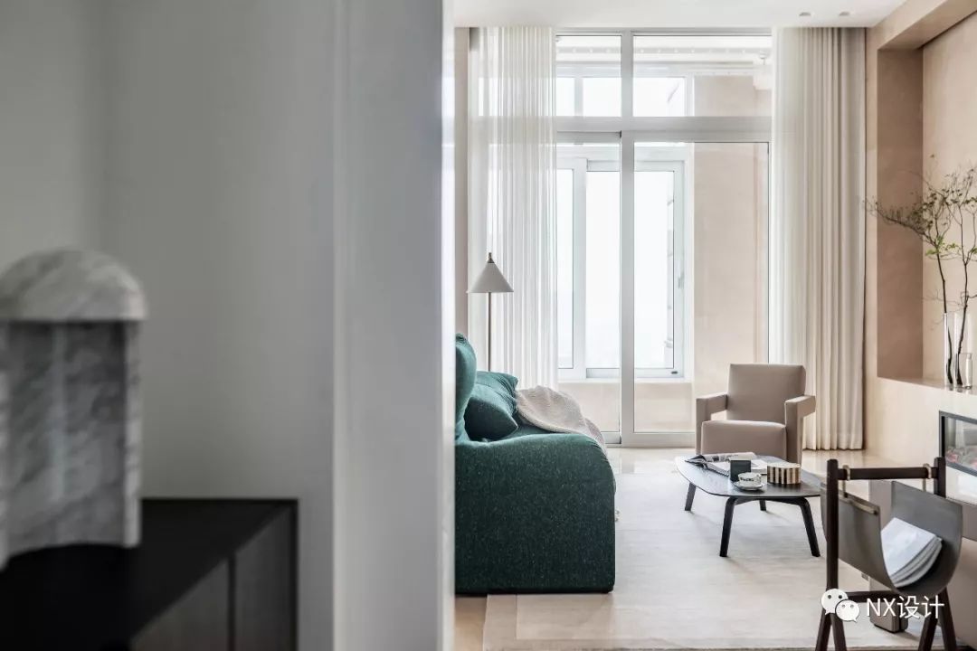 中梁首府 | 倪伟锋的简约错层空间设计-12