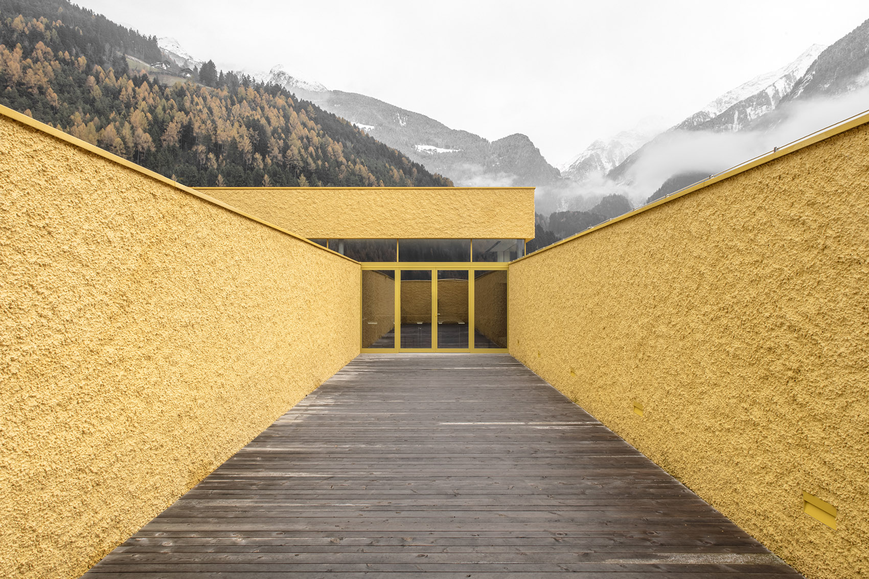 意大利 Sand in Taufers 消防站 / Pedevilla Architects-12