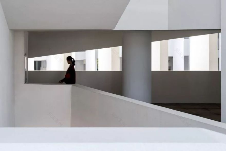 海口寰岛实验学校初中部丨中国海口-120