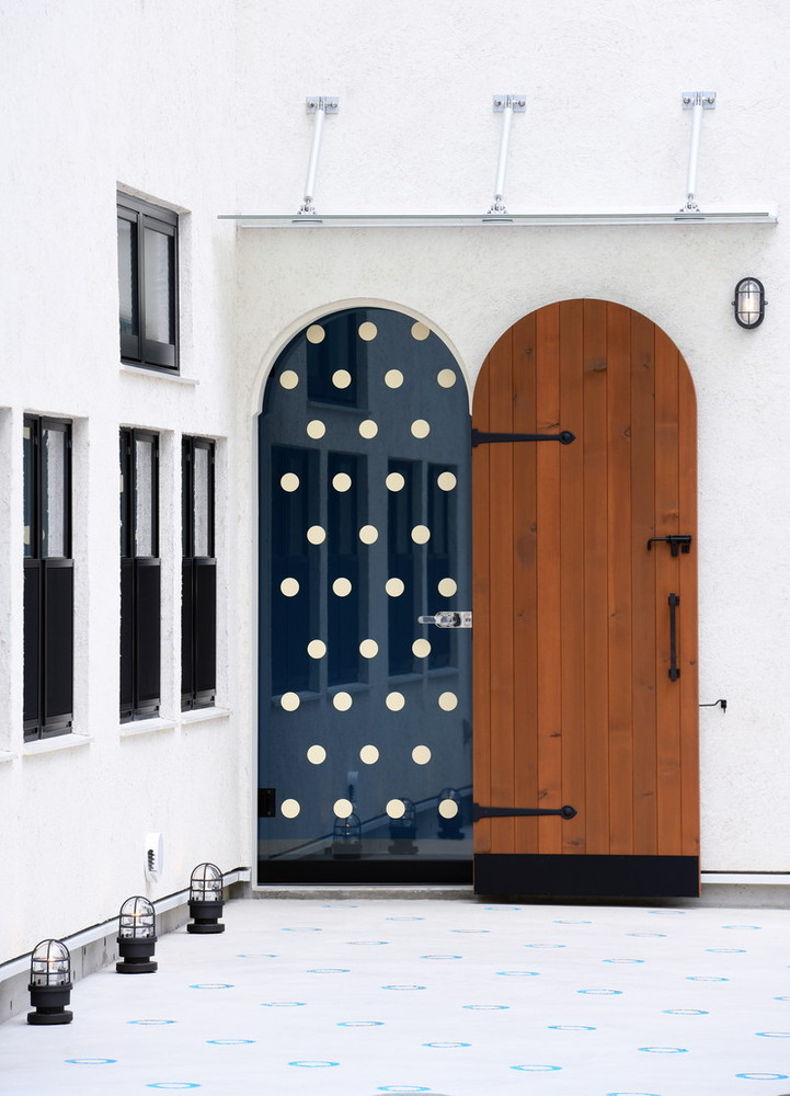 邻里之窗 | 有机设计建筑的两层商业大楼-25