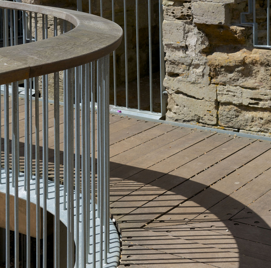 沙脚城堡的重生-9