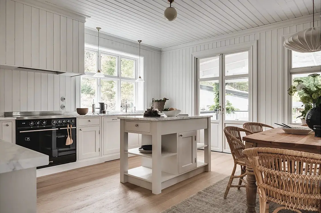 瑞典乡村风格红木别墅设计-12