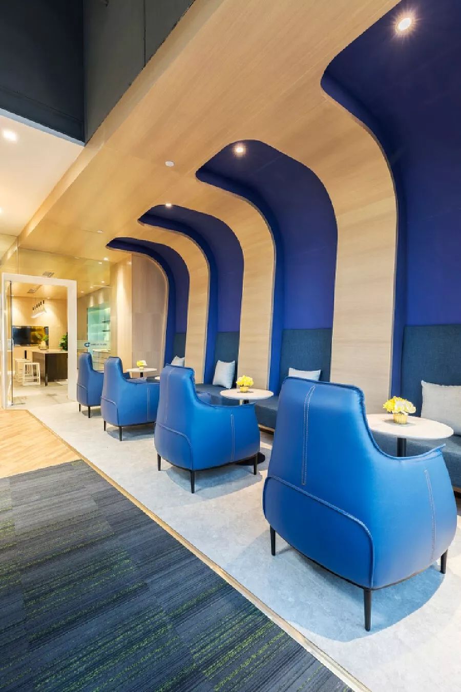 广州德家分公司星光映景办公室 | 现代办公空间新典范-34