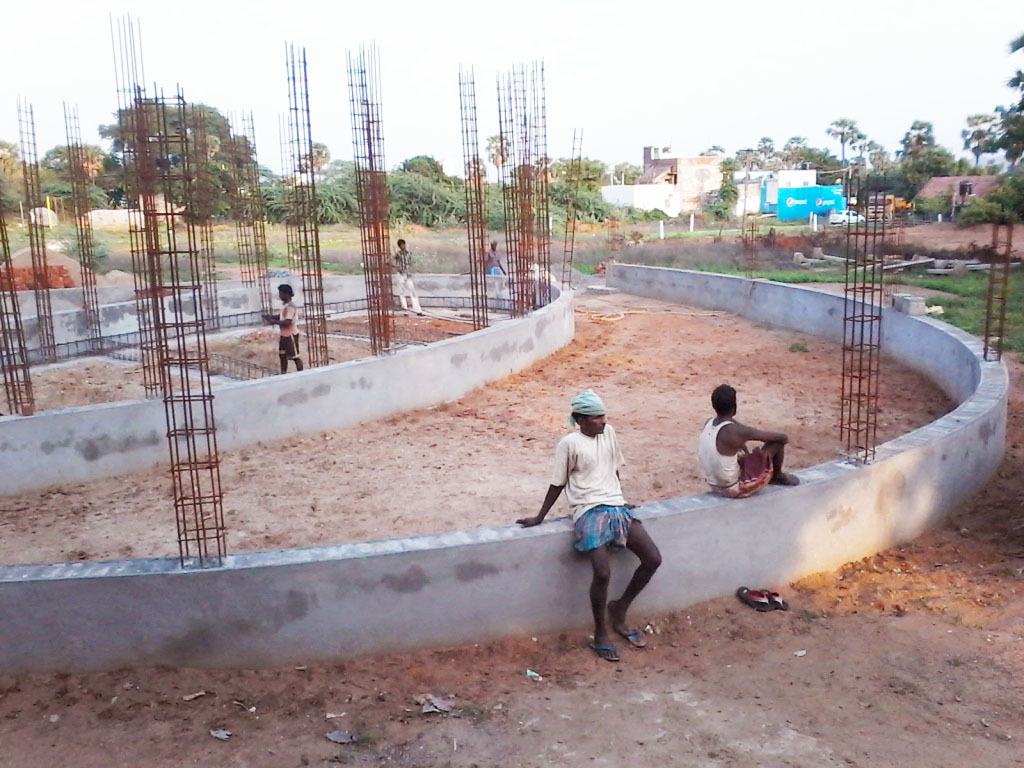 印度低成本社区中心,混凝土螺旋墙展现独特魅力-40